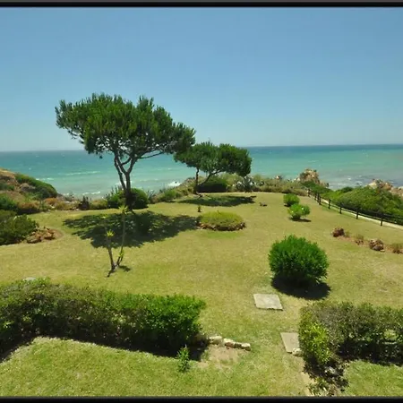 Aldeamento Do Levante Porches (Algarve)